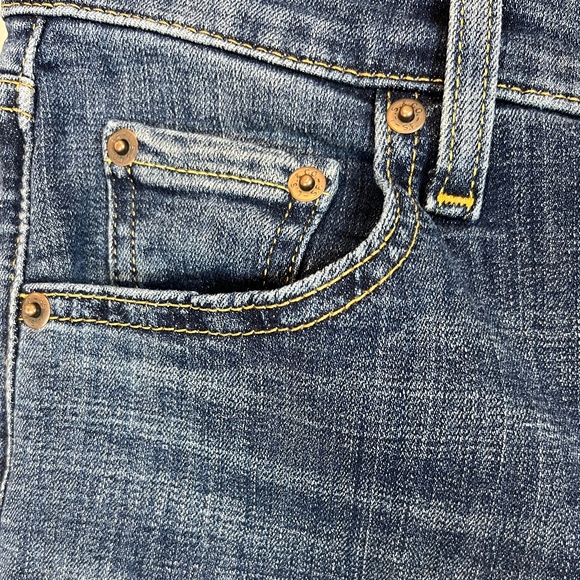 Levi's 725 High Rise Boot cut Women's Jeans sz 26 Classic Casual Comfort & Fit - Picture 5 of 16